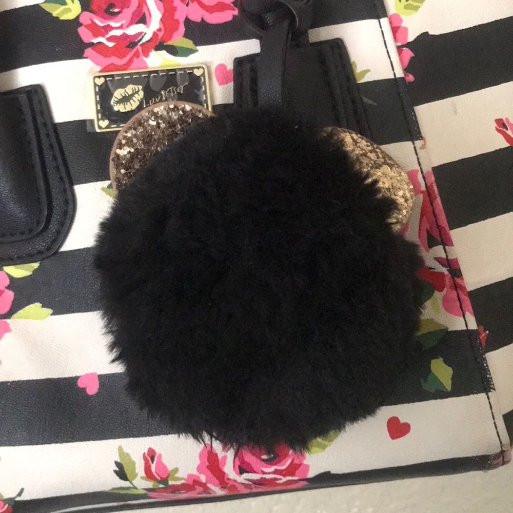Purse - Picture 3 of 6